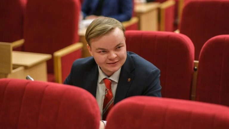 Студент Вятского ГАТУ возглавил комитет по аграрной политике и предпринимательству в молодежном парламенте Кировской области