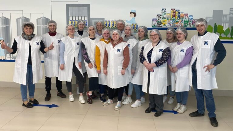 Студенты биологического факультета в «Музее молока»