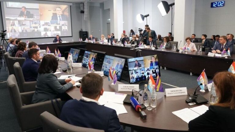 В Самаре прошло совместное заседание комиссий Государственного Совета РФ по направлениям «Культура» и «Молодежная политика»