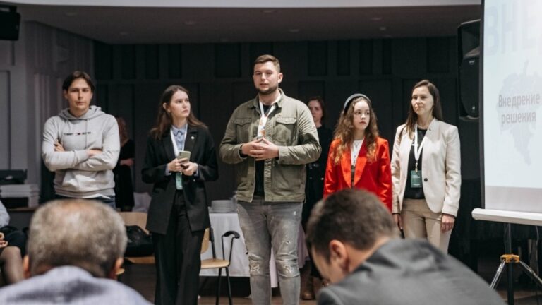 В Казани завершилась окружная образовательная программа личностного развития «Лидеры изменений»