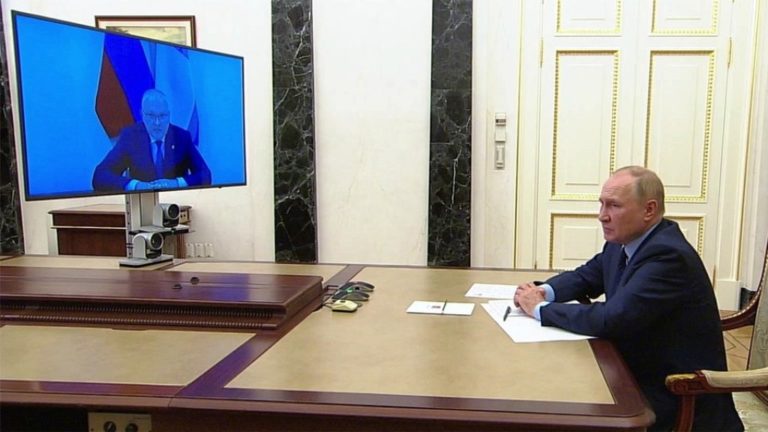 Проблемы Кировской области Владимир Путин обсудил с врио губернатора Александром Соколовым