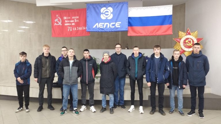 Студенты Вятского ГАТУ участвуют в проекте «Неделя без турникетов 2022»