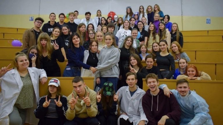 В Вятском ГАТУ прошло посвящение студентов факультета ветеринарной медицины