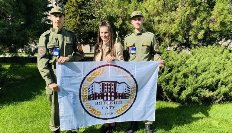 Курсанты Центра военно-патриотического воспитания Вятского ГАТУ приняли участие в VI Всероссийском слёте патриотических клубов и объединений аграрных вузов «Родная земля» в городе Волгоград