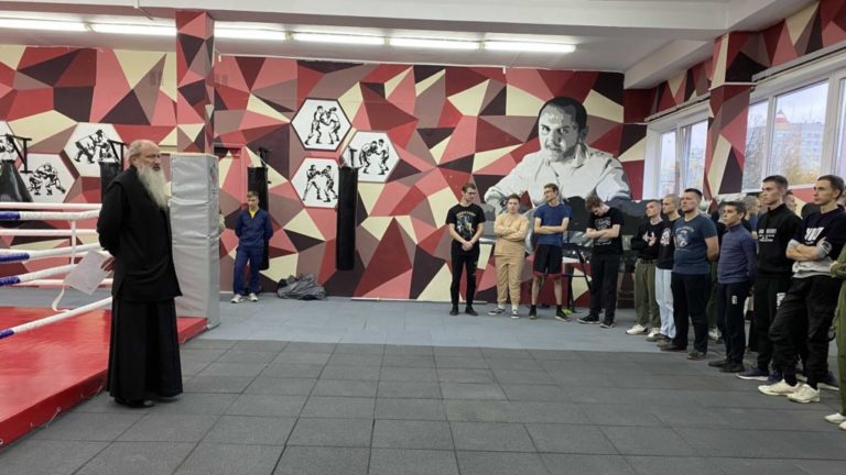 Тренировка с митрополитом Вятским и Слободским Марком