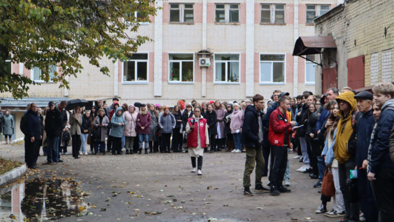 Объектовая тренировка  по эвакуации людей и тушению условного пожара в Вятском ГАТУ