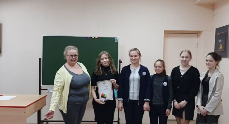 Преподаватели экономического факультета Вятского ГАТУ посетили МКОУ СОШ с.Среднеивкино