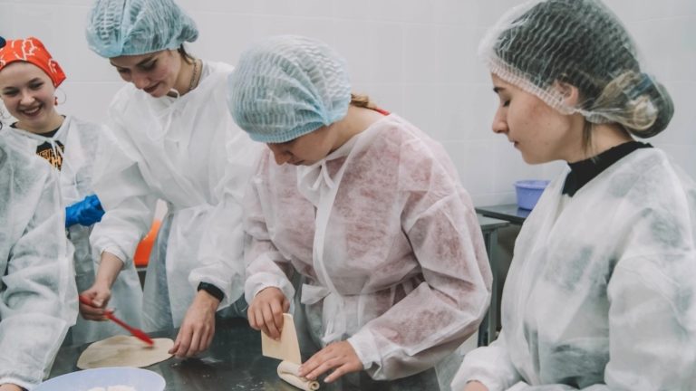 Бойцы студенческих сельскохозяйственных отрядов приняли участие в конкурсе профессионального мастерства студенческих сельскохозяйственных отрядов