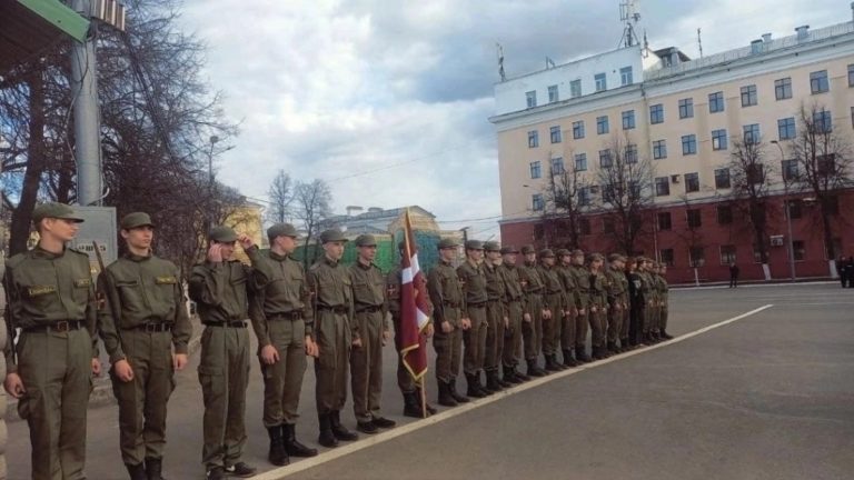 Продолжаем подготовку к Параду Победы