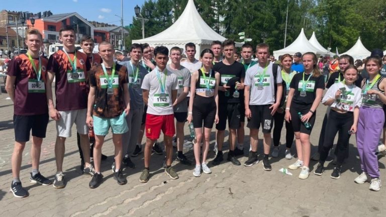 Вятский ГАТУ принял участие в юбилейном 10-м спортивном фестивале «Зеленый марафон»
