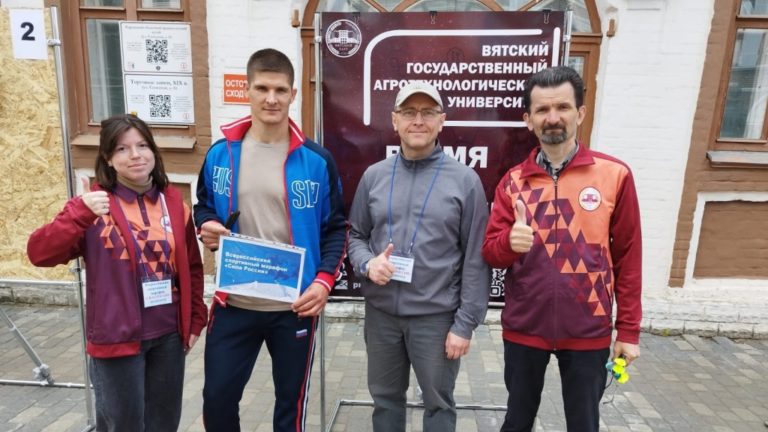 Кировчан научили правильно играть в дартс