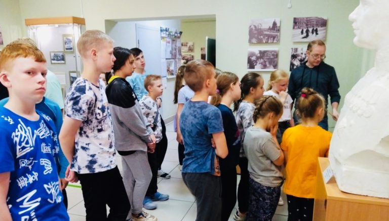Повесть о маршале Коневе