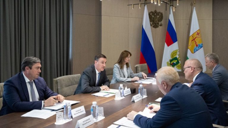 Дмитрий Патрушев обсудил направления развития АПК Кировской области с главой региона Александром Соколовым