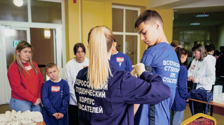 Студенты из состава ВСКС провели инструктаж по оказанию первой помощи