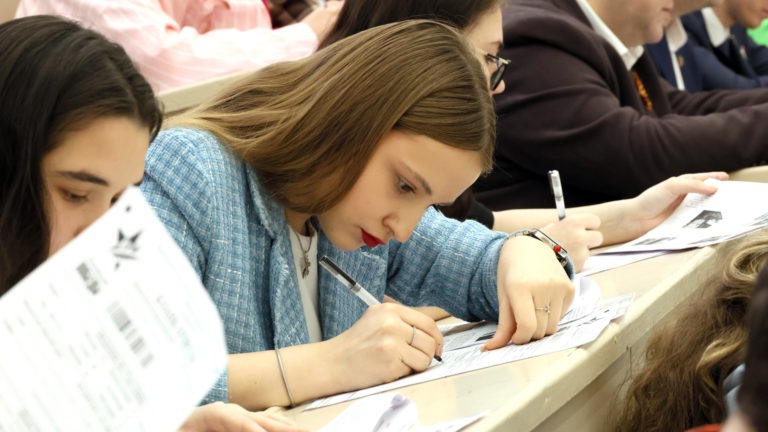 Диктант Победы в Вятском ГАТУ