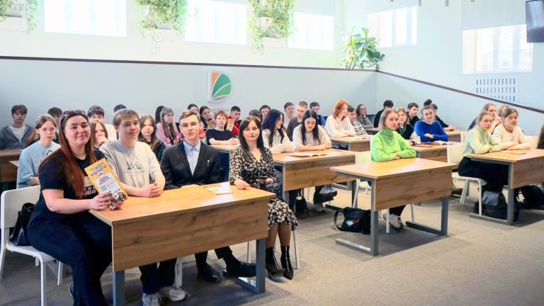 День старшеклассника – 1 апреля!