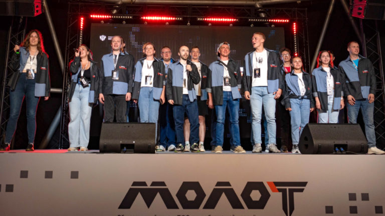 Кировчане в числе победителей на окружном проекте «МолоТ»