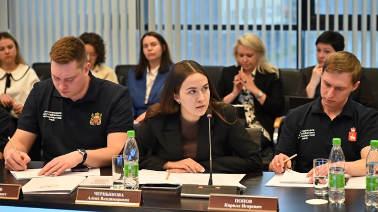 Пять инициатив Молодежного парламента стали законами Кировской области