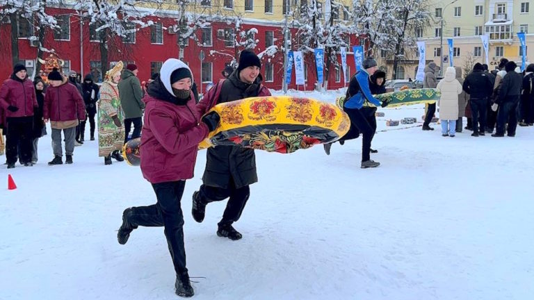 День студента на Театральной площади