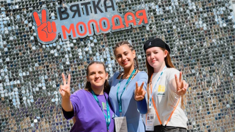 Для студентов колледжей и университетов Кировской области открыты возможности для участия в проектах и мероприятиях ПФО